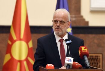 Talat Xhaferi ofrece un discurso tras ser elegido primer ministro de Macedonia del Norte el pasado 28 de enero.