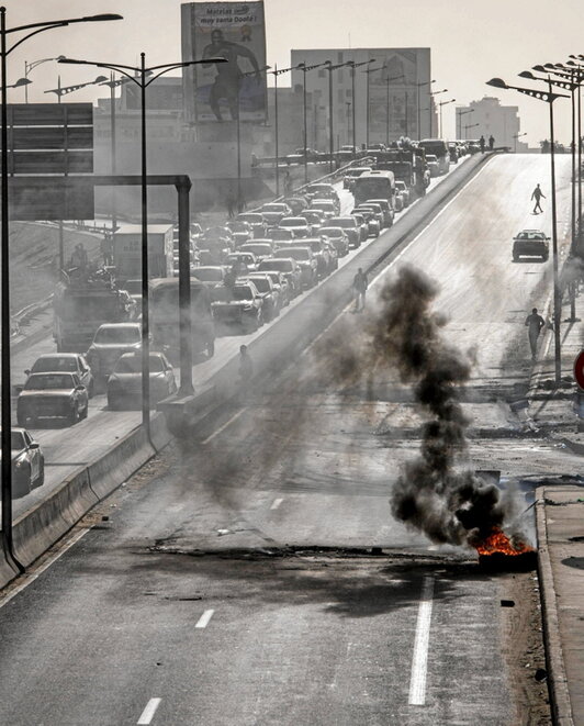 Corte de carreteras en Dakar.