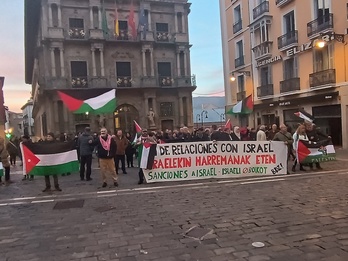 Concentración convocada por BDZ en Iruñea.