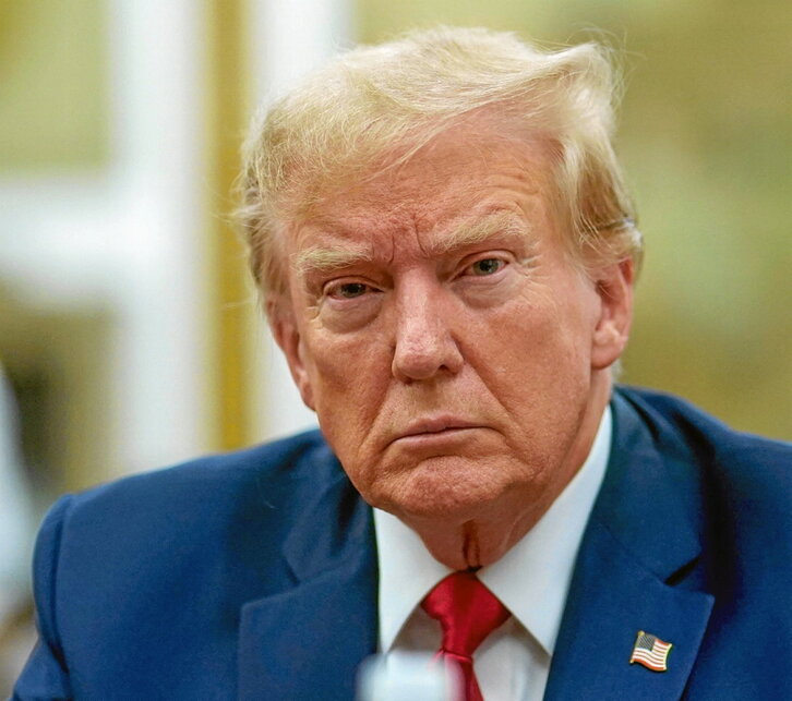 Epaileen aurrean esertzeko bidea aspaldi daki  buruz magnateak.