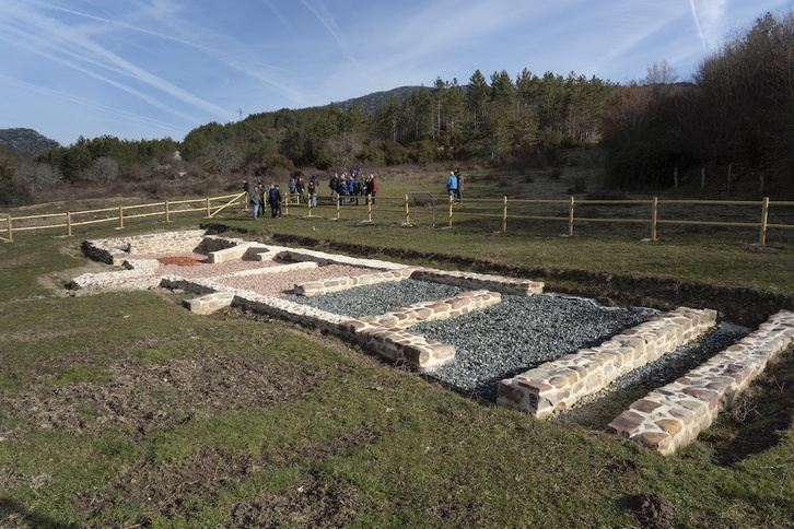 Vista del complejo termal de Artzi, una vez consolidado y vallado para permitir las visitas.