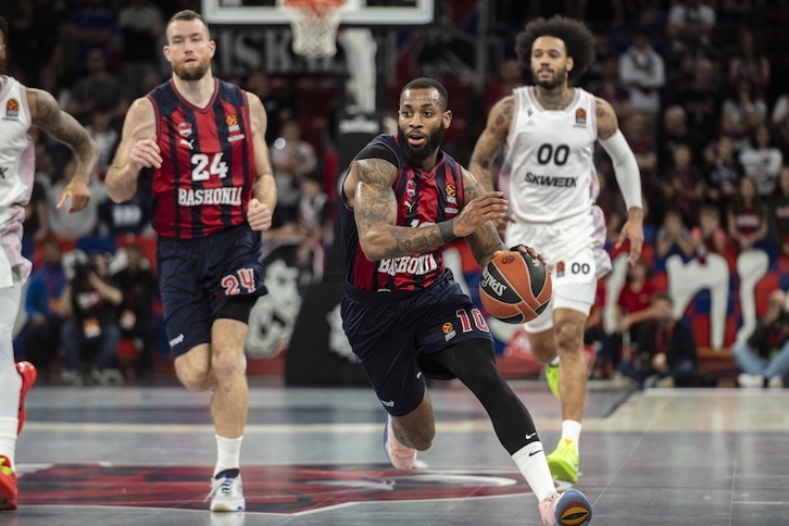 Récord absoluto de asistencias y triple doble para Codi Miller-McIntyre.