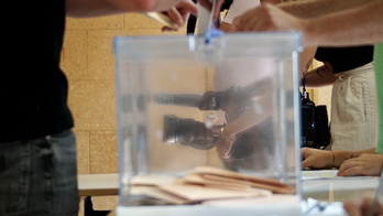 Con todos los partidos preparados, todavía el lehendakari no ha puesto fecha a las urnas.