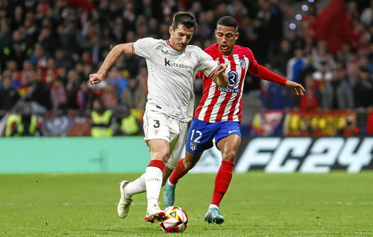 Vivian entró finalmente en la convocatoria. Los lesionados Guruzeta y Nico se quedaron en Bilbo.