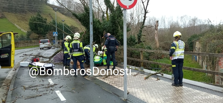 Imagen distribuida por los bomberos de Donostia.