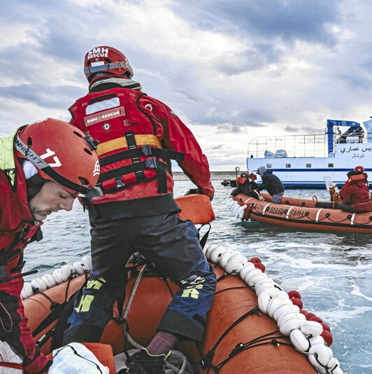 «Aita Mari» berriz itsasoratu zen atzo.
