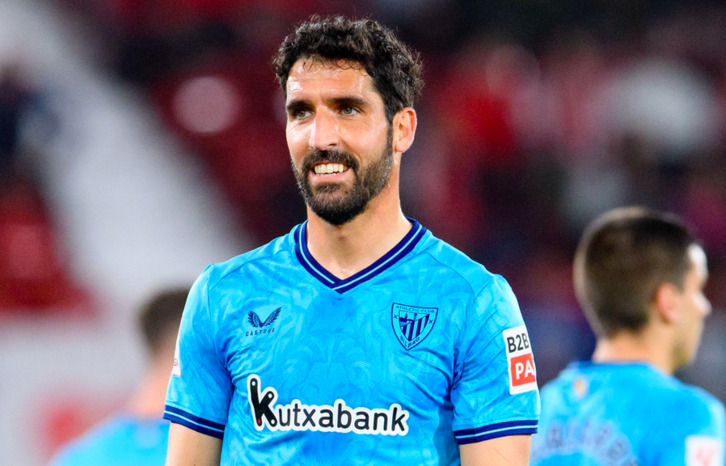 Raul Garcia bigarren zatian zelairatu zuen Valverdek Almeriaren aurka.
