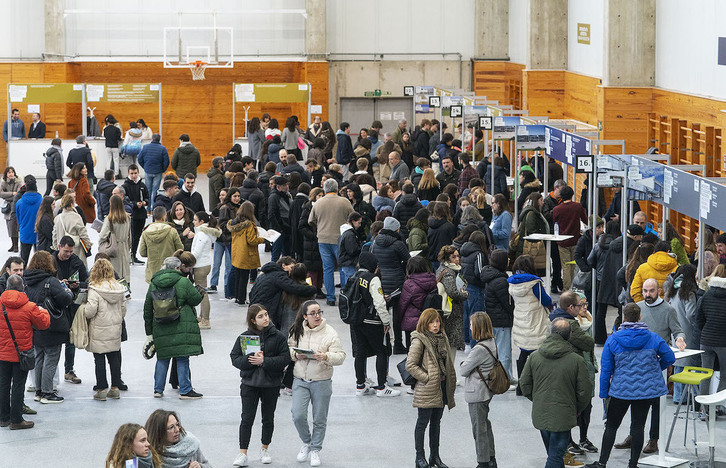 EHUazokaren azken edizioa, irudian.