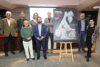 Gernika-Palestina ekimenak hainbat euskal abokatuekin egindako prentsaurrekoa.