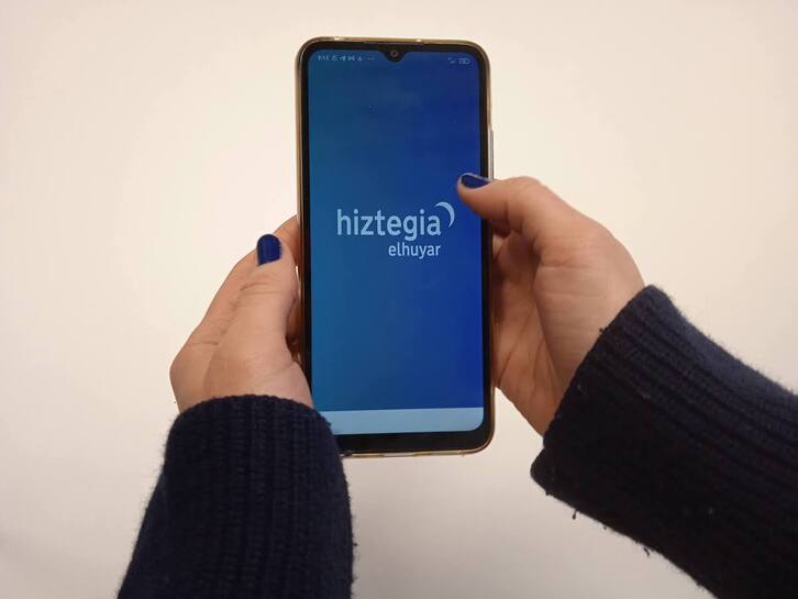 Elhuyar hiztegiaren erabilerako datuak eman dituzte.