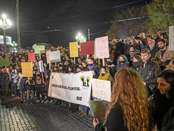 Movilización contra las agresiones a menores.