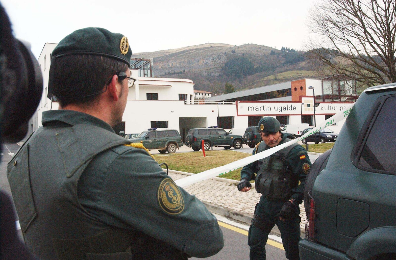 Guardia Zibila, Martin Ugalde parkean, 2003ko otsailaren 20an. (Juan Carlos RUIZ | FOKU)