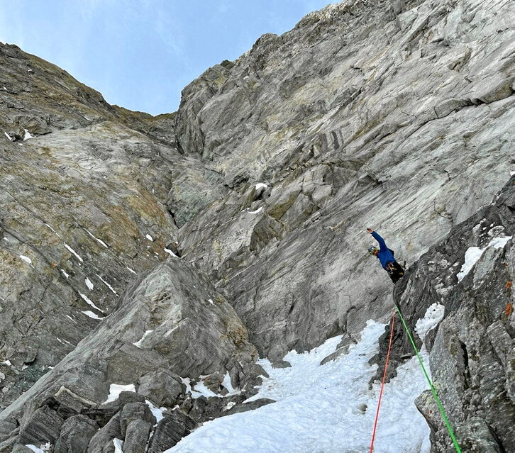 Leo Perruquet, Cazzanelli, Stradelli eta Farinak bide berri bat zabaldu dute Cervinon.