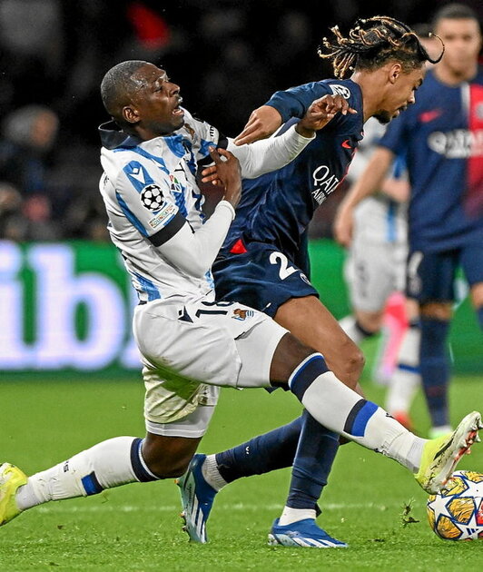 Traoré fue superado por Barcola en París.