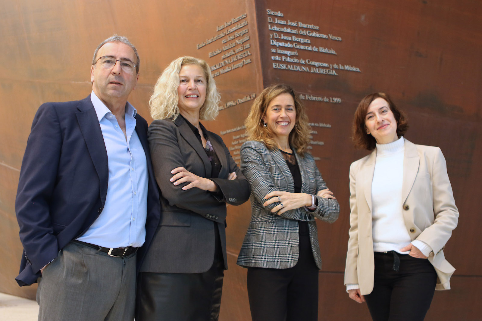 Ezker-eskuin, Martin Sagasti, Maria Luisa Morales, Nerea Baldor eta Begoña Anguisola. (Oskar MATXIN/FOKU) Ezker-eskuin, Martin Sagasti, Maria Luisa Morales, Nerea Baldor eta Begoña Anguisola. (Oskar MATXIN/FOKU)