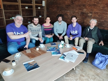 Sven Franck (troisième en partant de la droite) a clôturé à Bayonne une tournée débutée le 13 février à Marseille.
