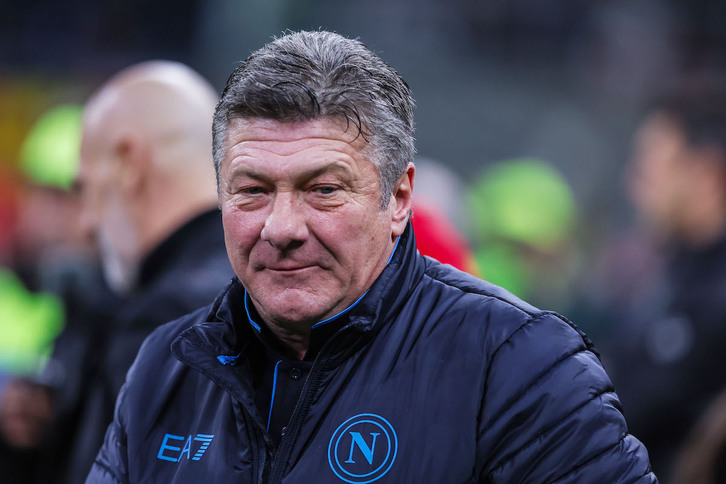 Walter Mazzarri ya es historia en el Nápoles.