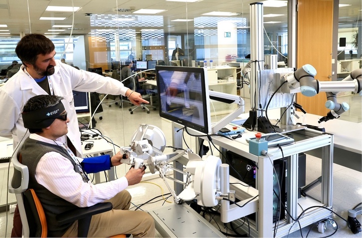 Tecnaliak laborategiko ateak zabaldu ditu azken proiektuen berri emateko.