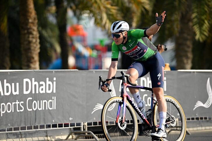 Tim Merlier ha confirmado con su tercera victoria su dominio en las llegadas del UAE Tour.