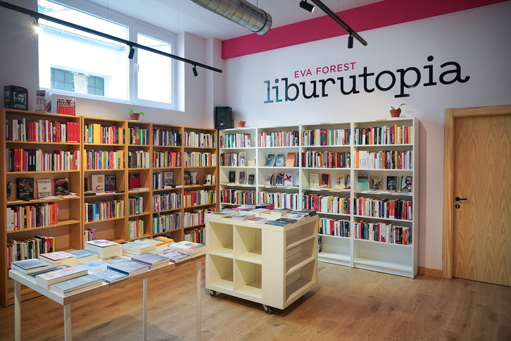 Eva Forest liburutopia, Gasteizko bihotzean. 