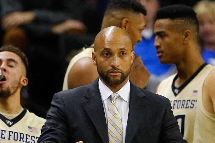 Randy Childress, entrenando a Wake Forest.