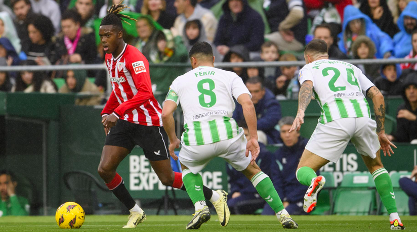 Nico Williamsek txartel gorria ikusi zuen lehen zatiaren amaieran. (@AthleticClub)