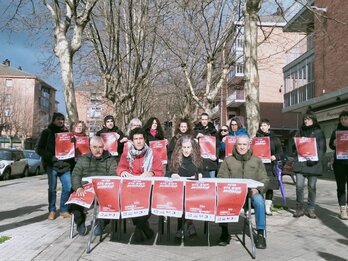 Imagen de la rueda de prensa ofrecida en Gasteiz.