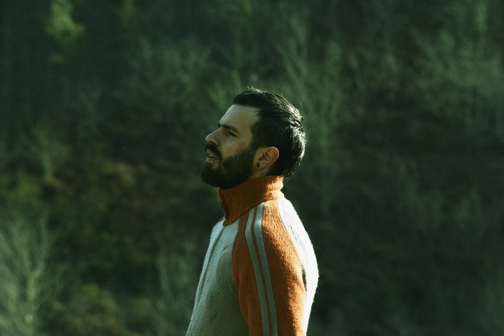 Goizuetan sortu eta bizi da Rig3l, musika urbanoa sortzen duen artista.