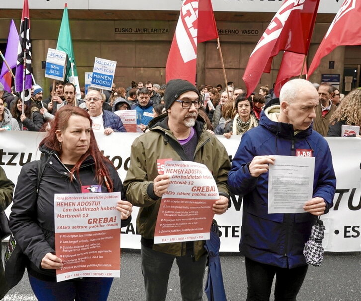 Los sindicatos registraron la huelga del 12M.