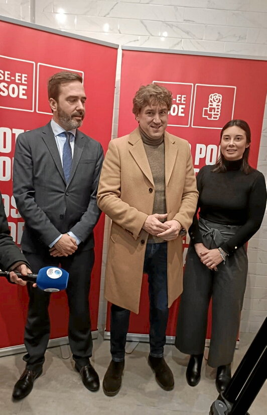 El PSE inauguró una sede electoral en Gasteiz.