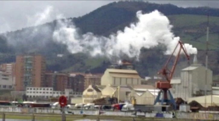 La fábrica de Profersa en el barrio bilbaino de Zorrotza.