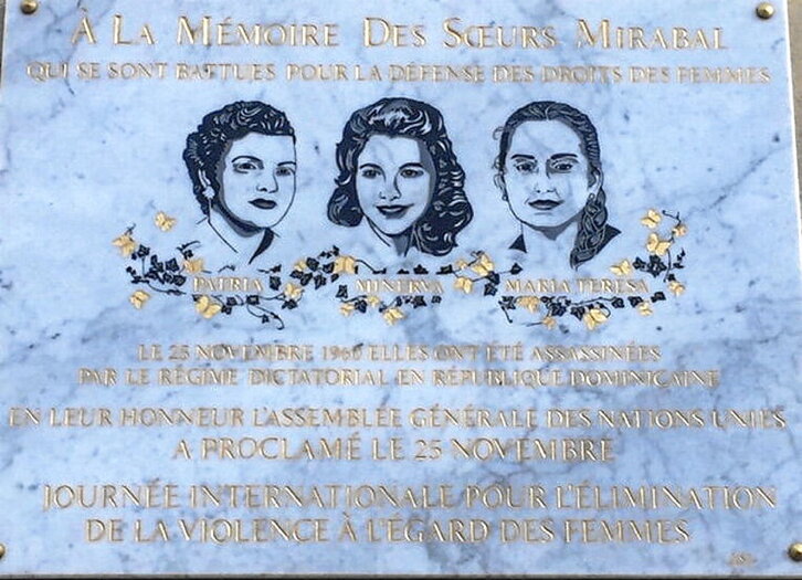 Mirabal ahizpen omeneko oroitarria, Parisen.