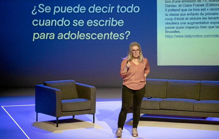 Hélène Vignal, en la master class de ayer celebrada en la Alhóndiga de Bilbo.