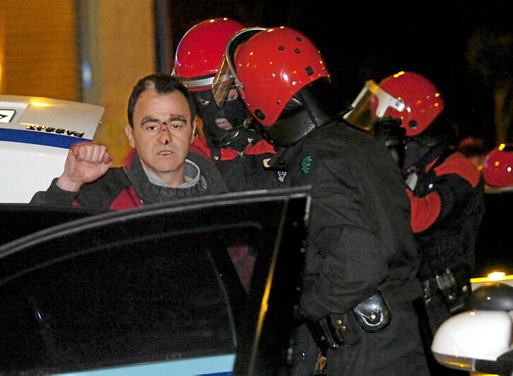 Andoni Txasko, a quien la Policía Armada dejó casi ciego en 1976 y la Ertzaintza golpeó e intentó encarcelar en 2006.