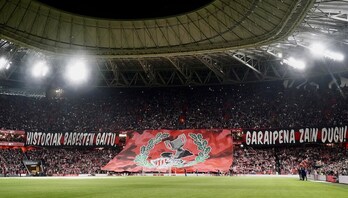 Mosaico realizado por Iñigo Cabacas Herri Harmaila para las semifinales ante el Atlético en San Mamés.