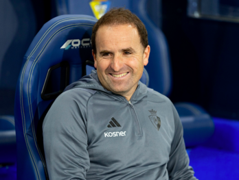 Arrasatek sei denboraldi daramatza Osasuna zuzentzen.