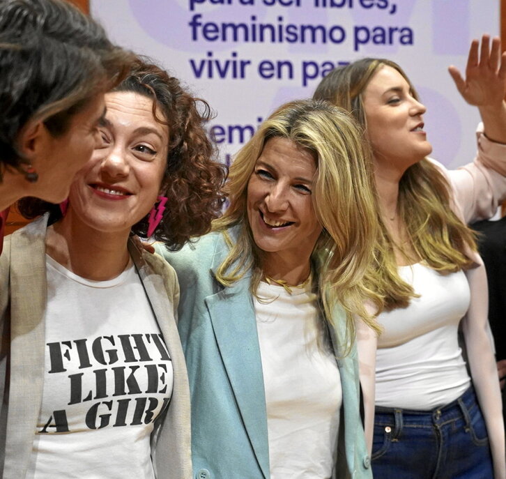 Rosa Martínez, Aina Vidal, Yolanda Díaz y Alba García, ayer en el acto de Bilbo.