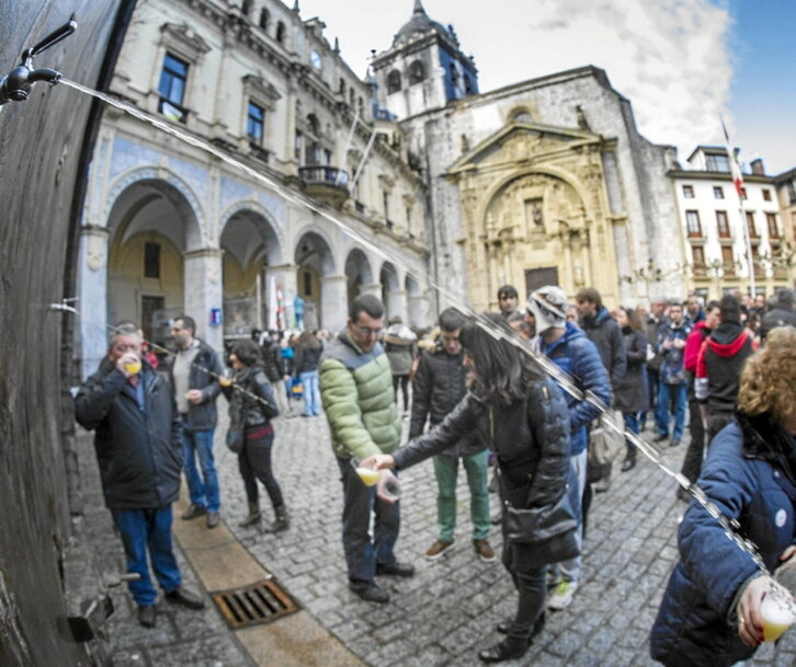 Txotx irekiera Hernanin, 2016an.