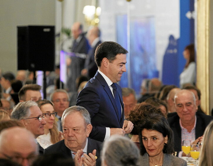 A la presentación del candidato del PNV en Madrid acudieron consejeros y altos cargos de Lakua.