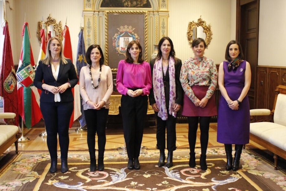 El Consistorio de Gasteiz se ha sumado a la celebración del 8M.