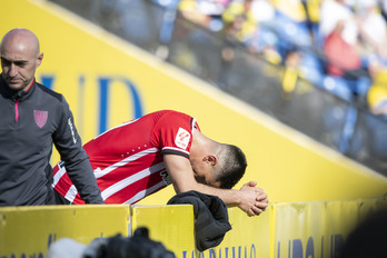 Yuri, cabizbajo, tras tener que ser sustituido en Las Palmas.