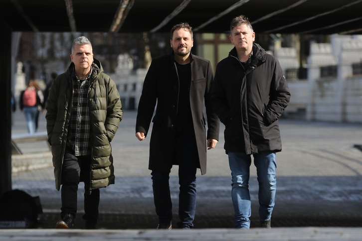 Rafa Rueda, Mikel Urdangarin eta Kirmen Uribe, Bilbon.