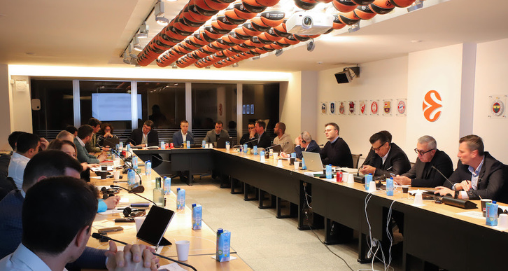 Reunión de los miembros de la Euroliga en la que Dubái ha encontrado vía libre.