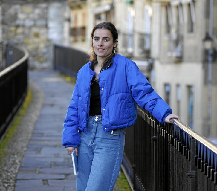 Igartza beka eskuratu ostean, bere lehen eleberria ondu du Lizar Begoñak.