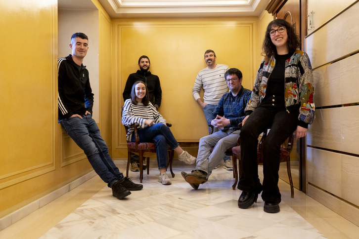 Seikote finalista, aurkezpen egunean.