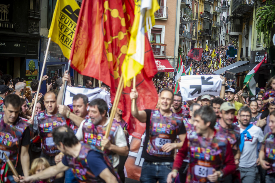 Jendetza Iruñean. Jendetza Iruñean.