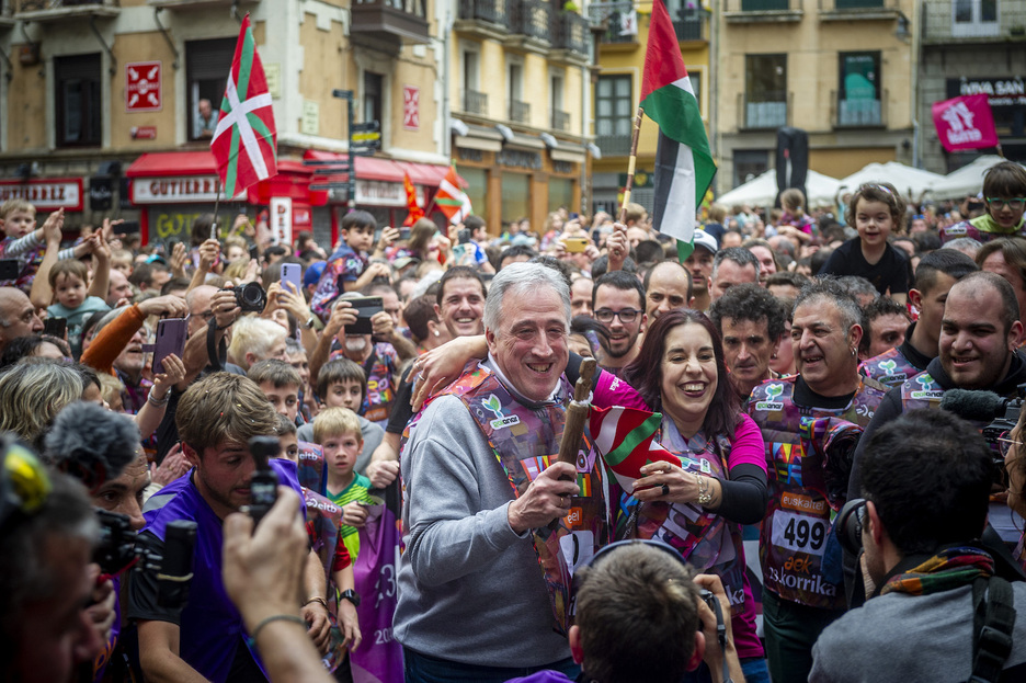 Joseba Asironek hartu du lekukoa Alde Zaharrean. Joseba Asironek hartu du lekukoa Alde Zaharrean.