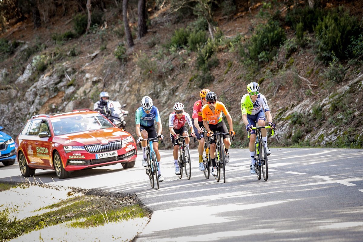 La fuga del día, entre los que está Mikel BIzkarra. (VOLTA CATALUNYA)