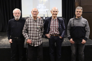 Xabier Amuriza, Alberto Gabikagojeaskoa, Josu Naberan y Ritxi Lizartza.