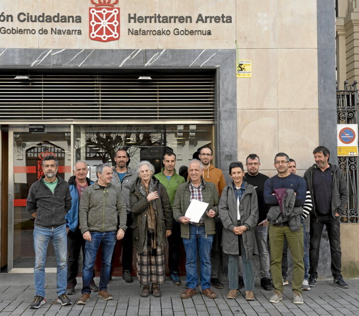 Cargos electos, ante el Registro de Atención del Gobierno navarro.